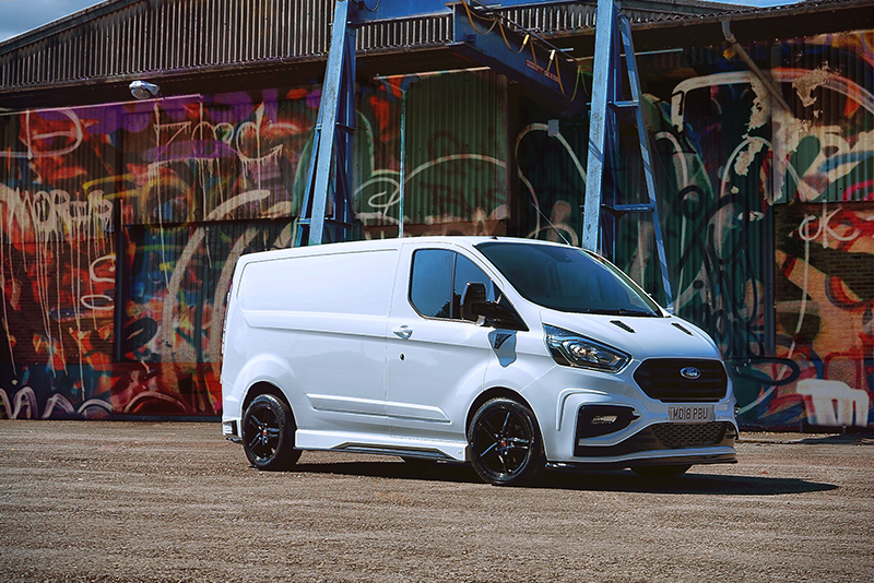 ford transit custom st